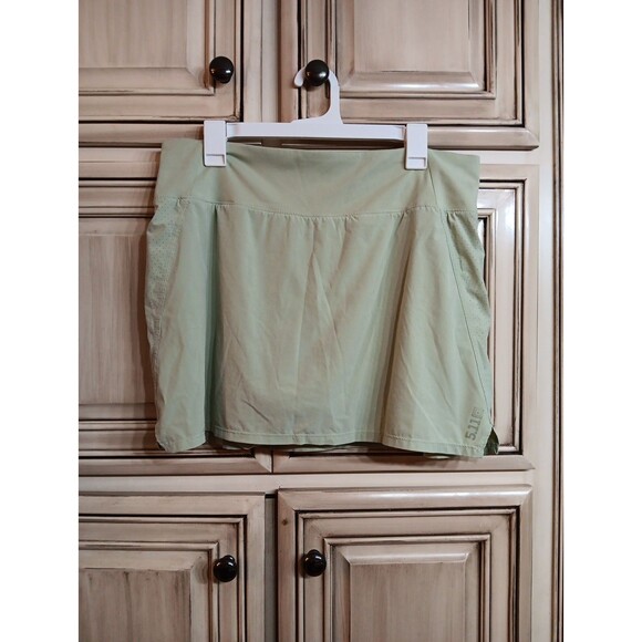 5.11 Tactical Women's Sasha Skort Stretch‎ Enduro Flex Size Large Zip Pocket - Picture 1 of 6